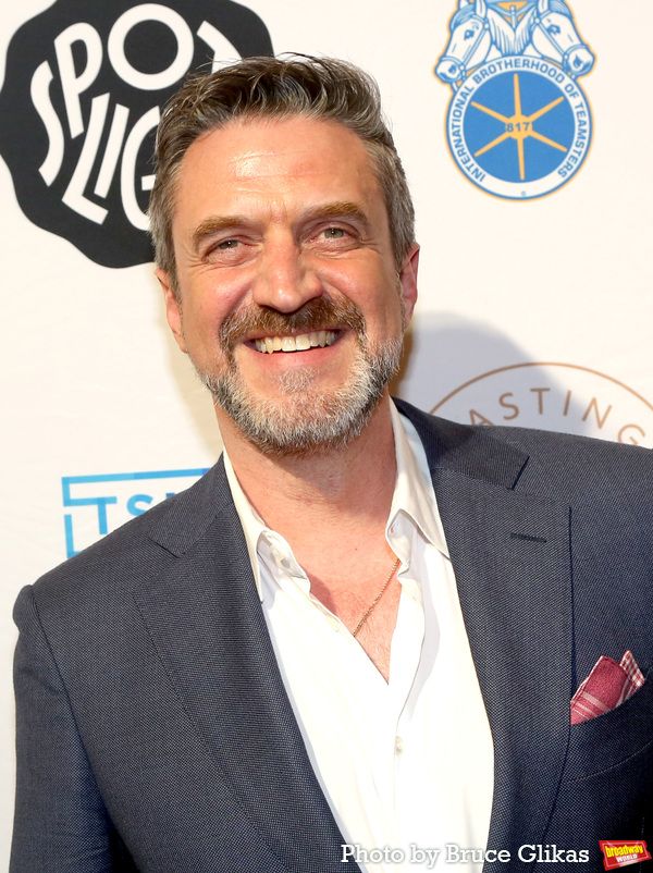 Raul Esparza Photo