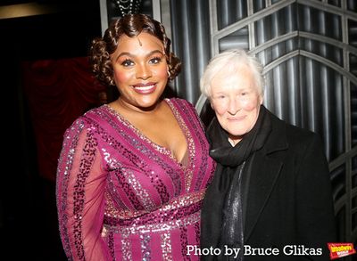 Raena White and Glenn Close  Photo