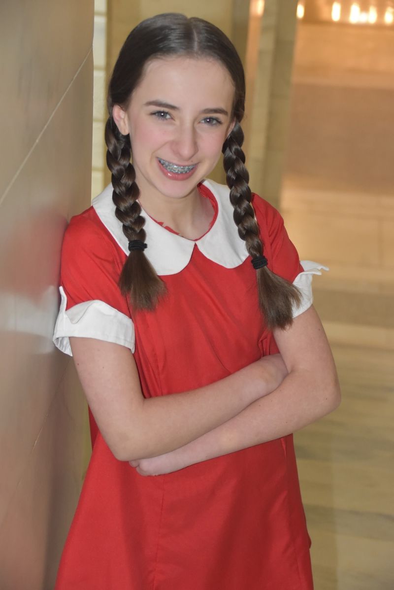 Review: ANNIE JR. at The Royal Theatre  Image