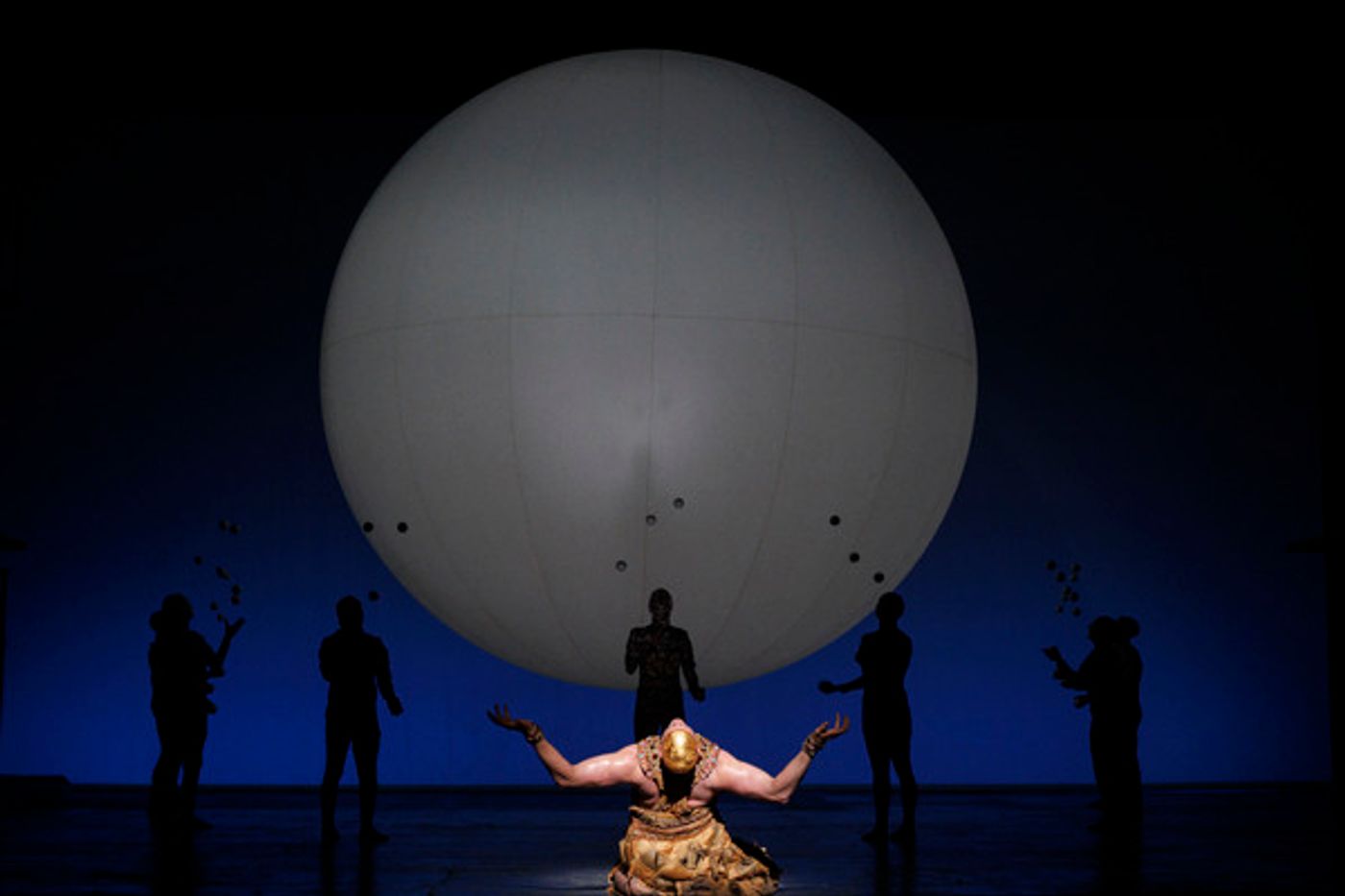 Photos: First Look at AKHNATEN at the London Coliseum  Image