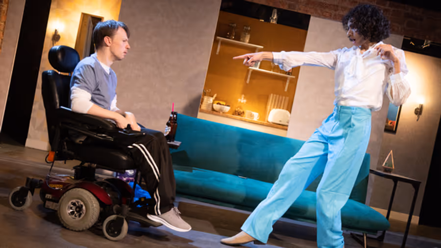 Photos: First Look at the UK Tour of ANIMAL Image