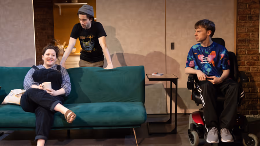 Photos: First Look at the UK Tour of ANIMAL Image