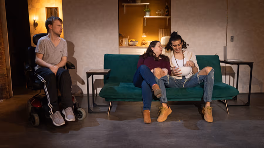 Photos: First Look at the UK Tour of ANIMAL Image