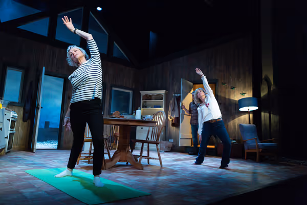 Gillian Bevan, Imogen Stubbs Photo