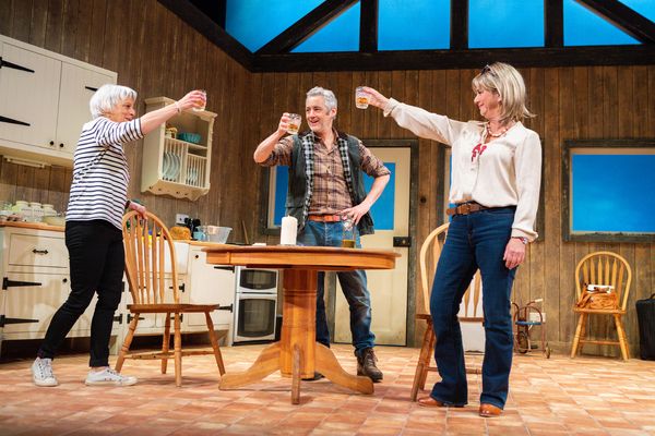 Gillian Bevan, Michael Higgs, Imogen Stubbs Photo