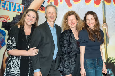 Camryn Manheim, Richard Topol, Eliza Foss and Marin Hinkle Photo