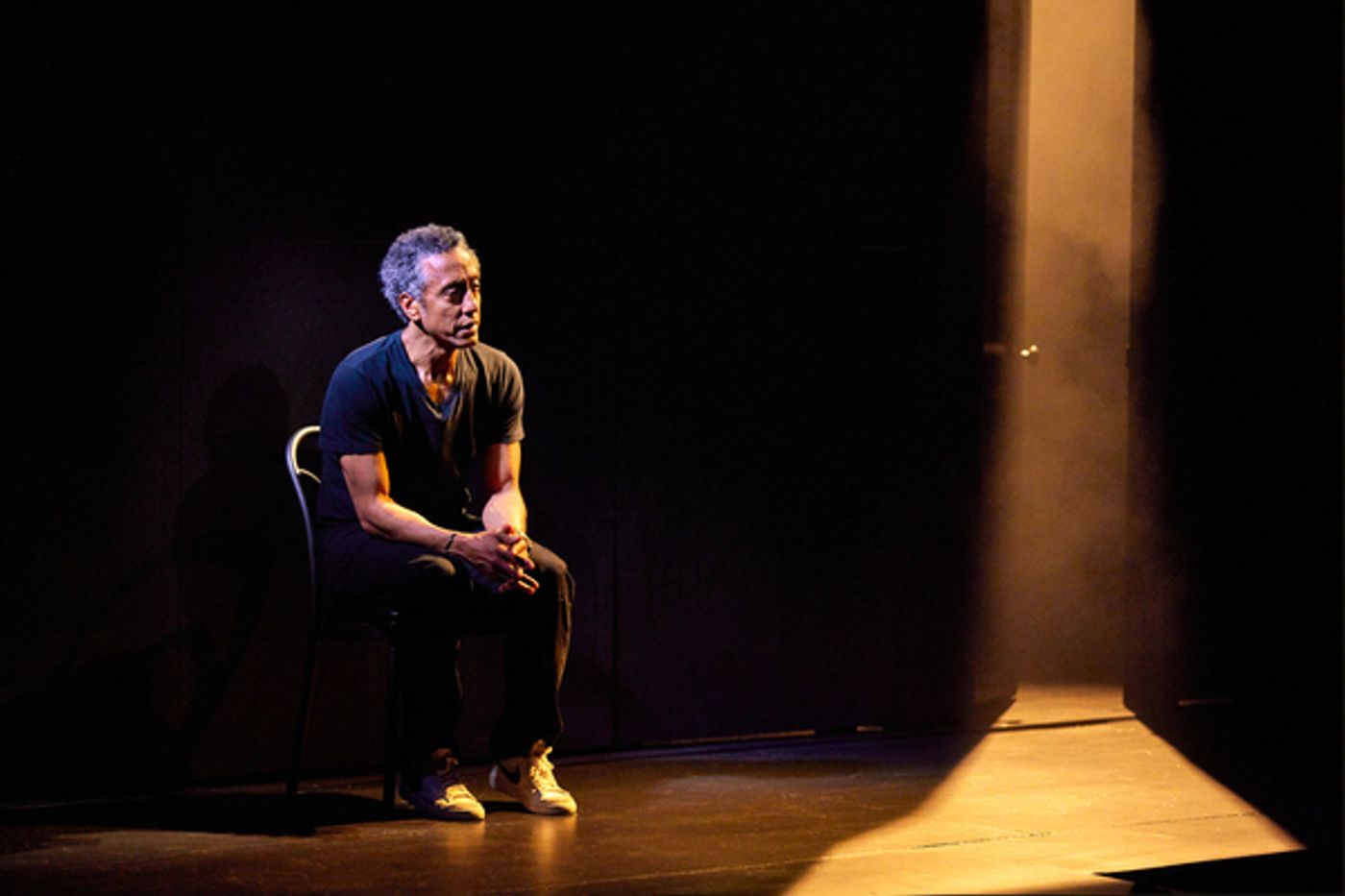 Photos: First Look at Andre Royo in DRINKING IN AMERICA at Audible Theater  Image