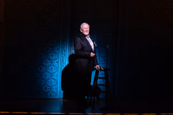 Len Cariou Photo