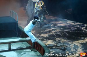 Hiran Abeysekera Photo