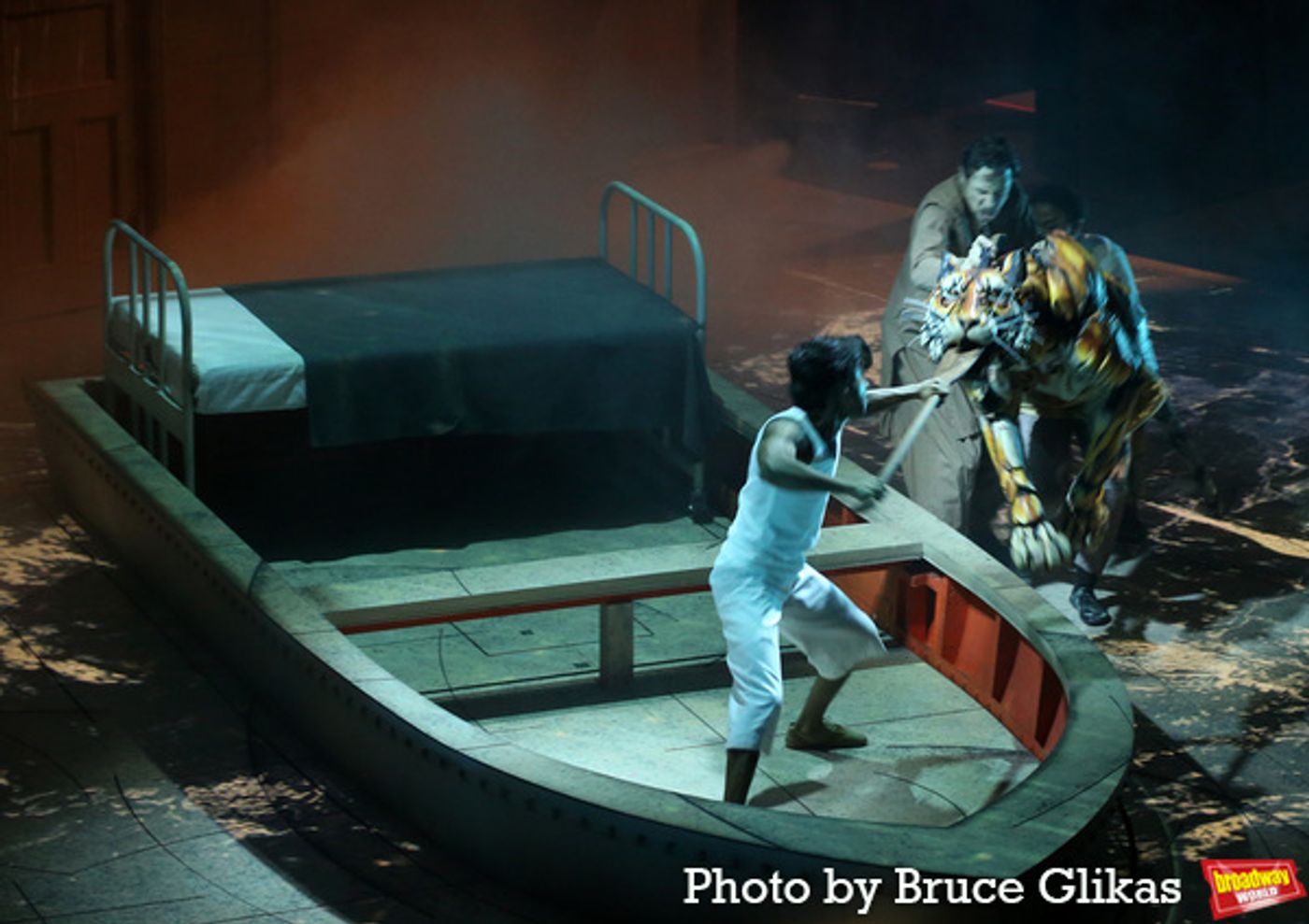 Photos: The Company of LIFE OF PI Meets the Press!  Image