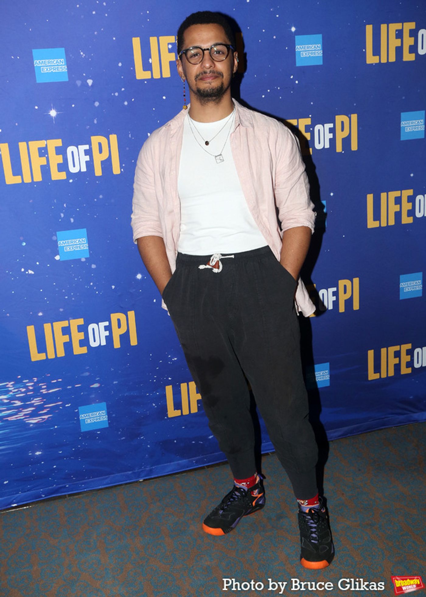 Photos: The Company of LIFE OF PI Meets the Press!  Image