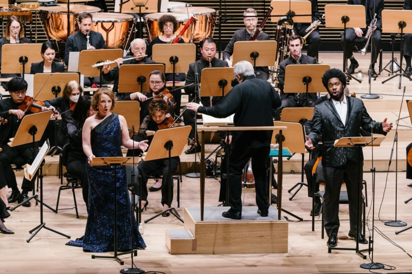 Review: MICHAEL TILSON THOMAS CONDUCTS THE NY PHILHARMONIC at David Geffen Hall  Image