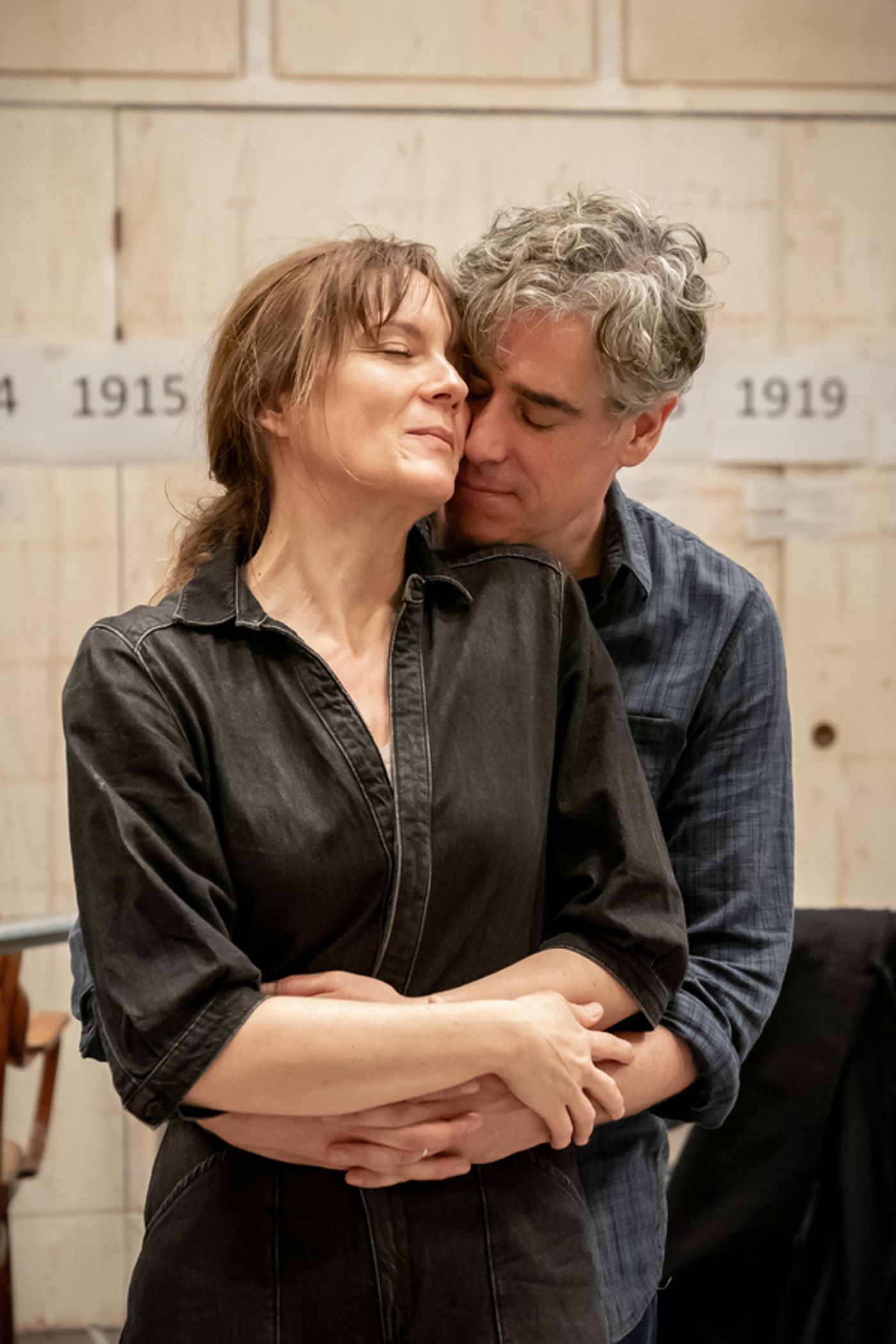 Photos: First Look at Noel Coward's PRIVATE LIVES at the Donmar Warehouse  Image
