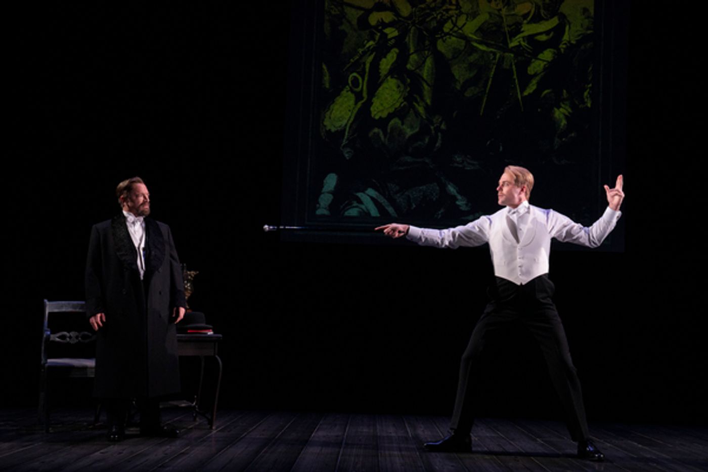 Photos: See Joshua Malina, Brandon Uranowitz & More in New LEOPOLDSTADT Images  Image