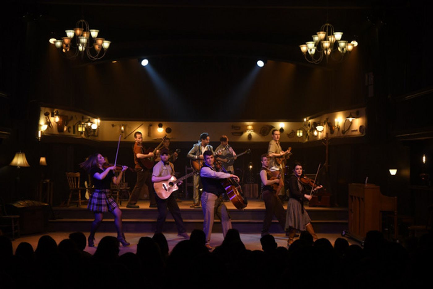 Photos: First Look at ONCE at Pittsburgh Musical Theater  Image