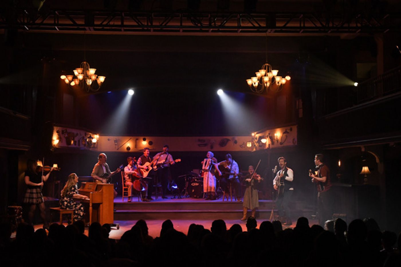 Photos: First Look at ONCE at Pittsburgh Musical Theater  Image