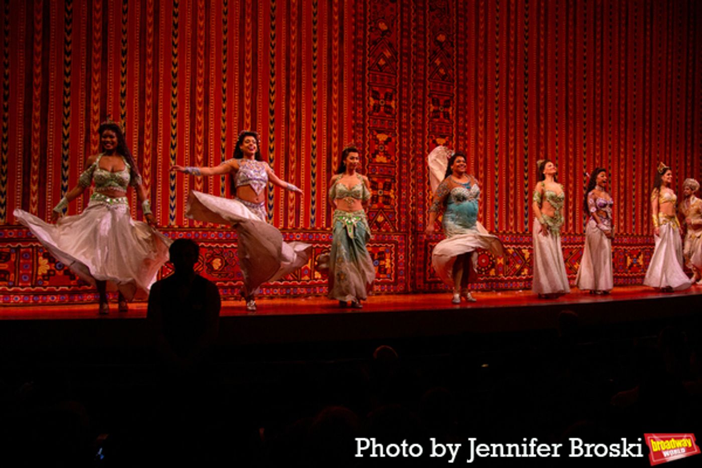 Photos: ALADDIN Celebrates 9th Anniversary on Broadway  Image