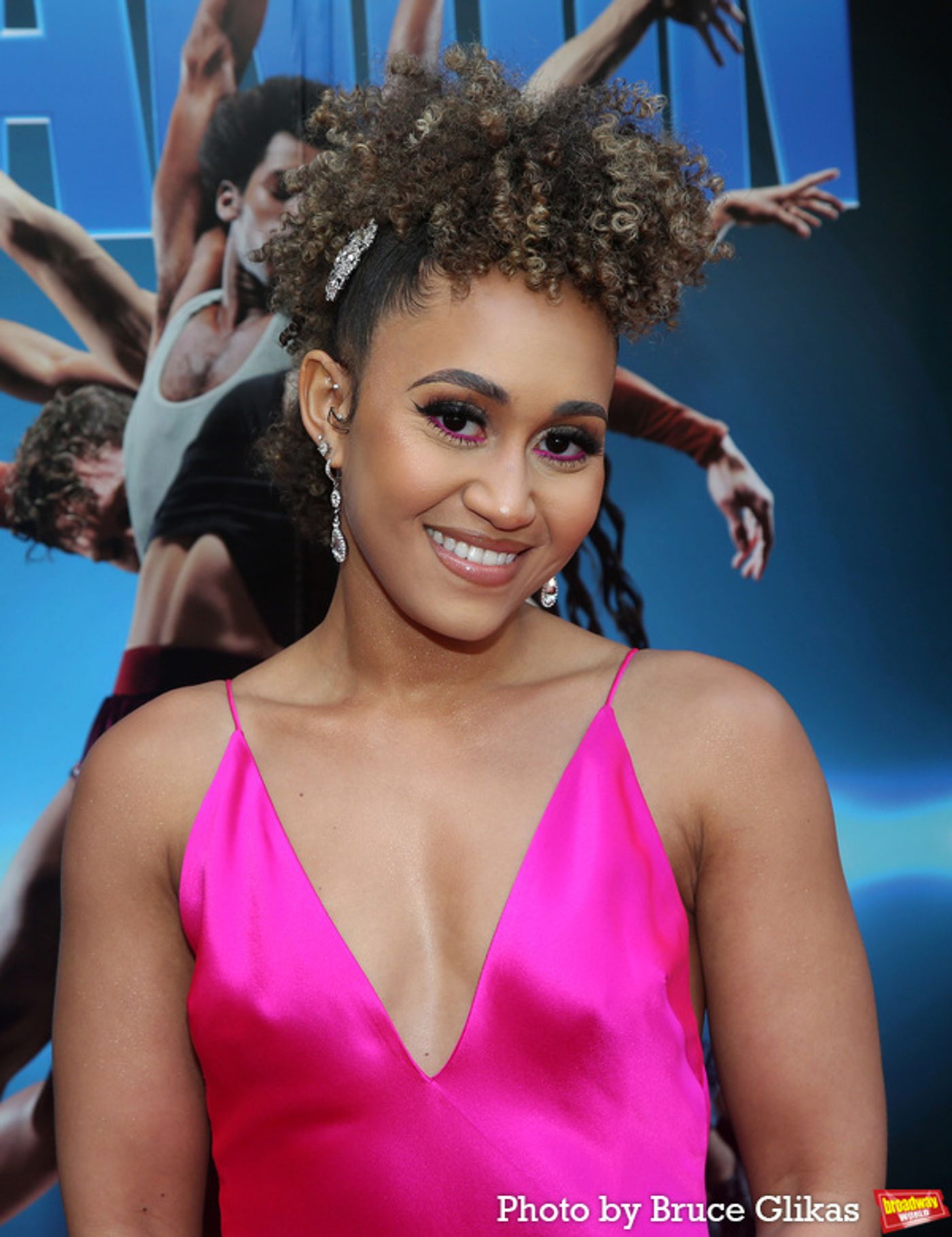 Photos: DANCIN' Company Walks the Red Carpet on Opening Night  Image