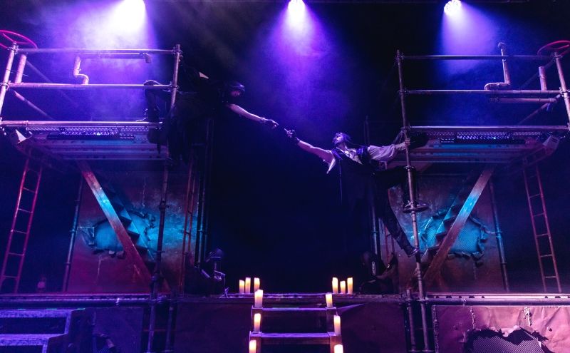 Feature: VLAD DRACULA al TEATRO ALFIERI-TORINO e al TEATRO NAZIONALE - MILANO Feature: VLAD DRACULA al TEATRO ALFIERI-TORINO e al TEATRO NAZIONALE - MILANO Image