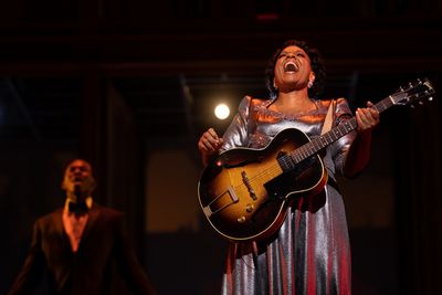 Carrie Compere  Photo