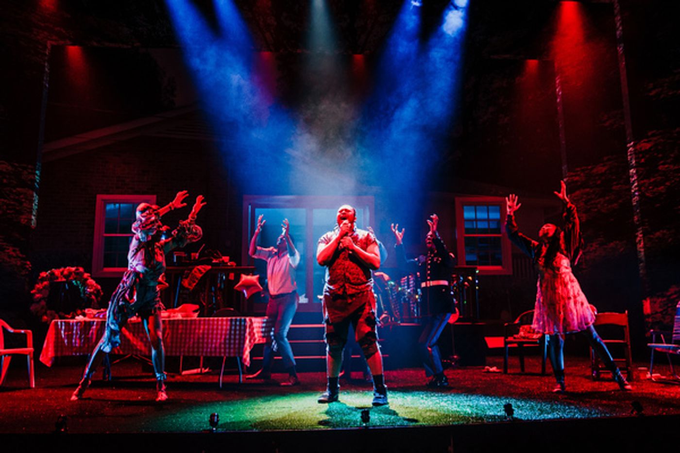 Photos: First Look At The Pulitzer Prize-Winning Play FAT HAM On Broadway!  Image
