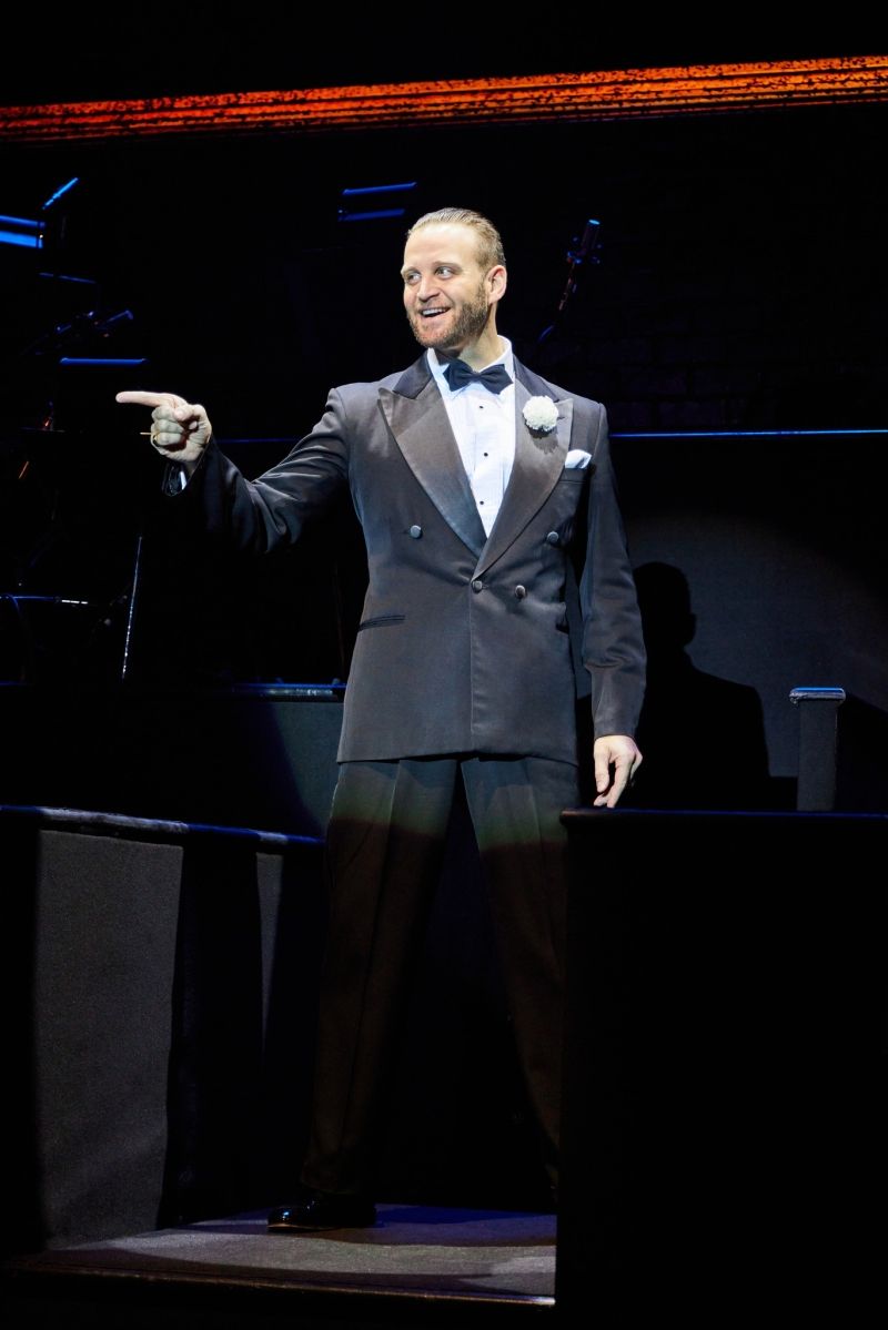 Review: CHICAGO THE MUSICAL at Robinson Center  Image