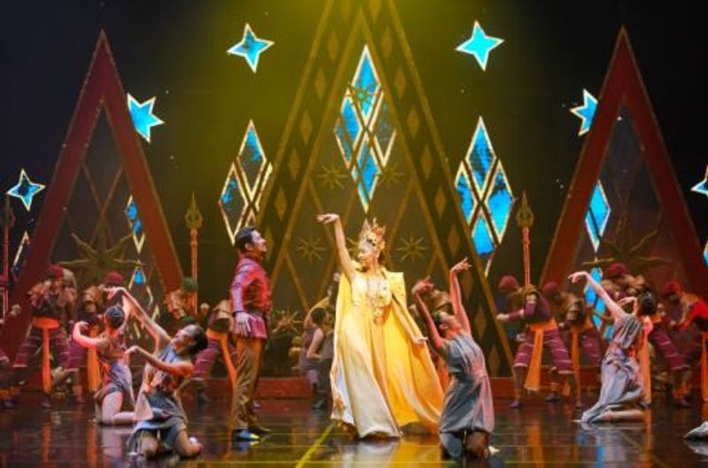 Review: KEN DEDES'S Spectacular Showmanship Outshines Its Revenge Narrative Image
