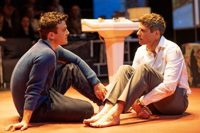 Luke Thompson, James Norton Photo