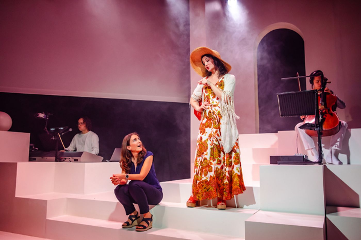 Photos: First Look at KILLING THE CAT at Riverside Studios Photos: First Look at KILLING THE CAT at Riverside Studios Image