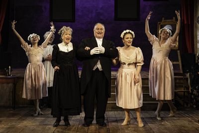 Rosemary Ashe (Dame Hannah), Graham Stone (Old Adam Goodheart) with Ellie Sayles (Zor Photo