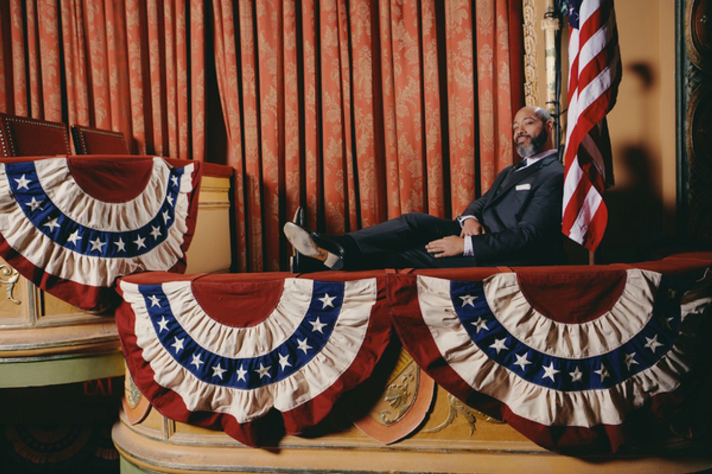 Photos: Check Out All New Portraits of the Cast of PARADE  Image