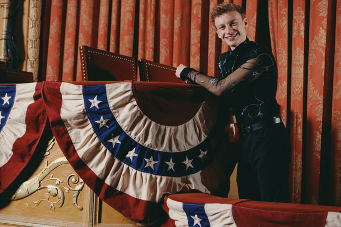 Photos: Check Out All New Portraits of the Cast of PARADE  Image
