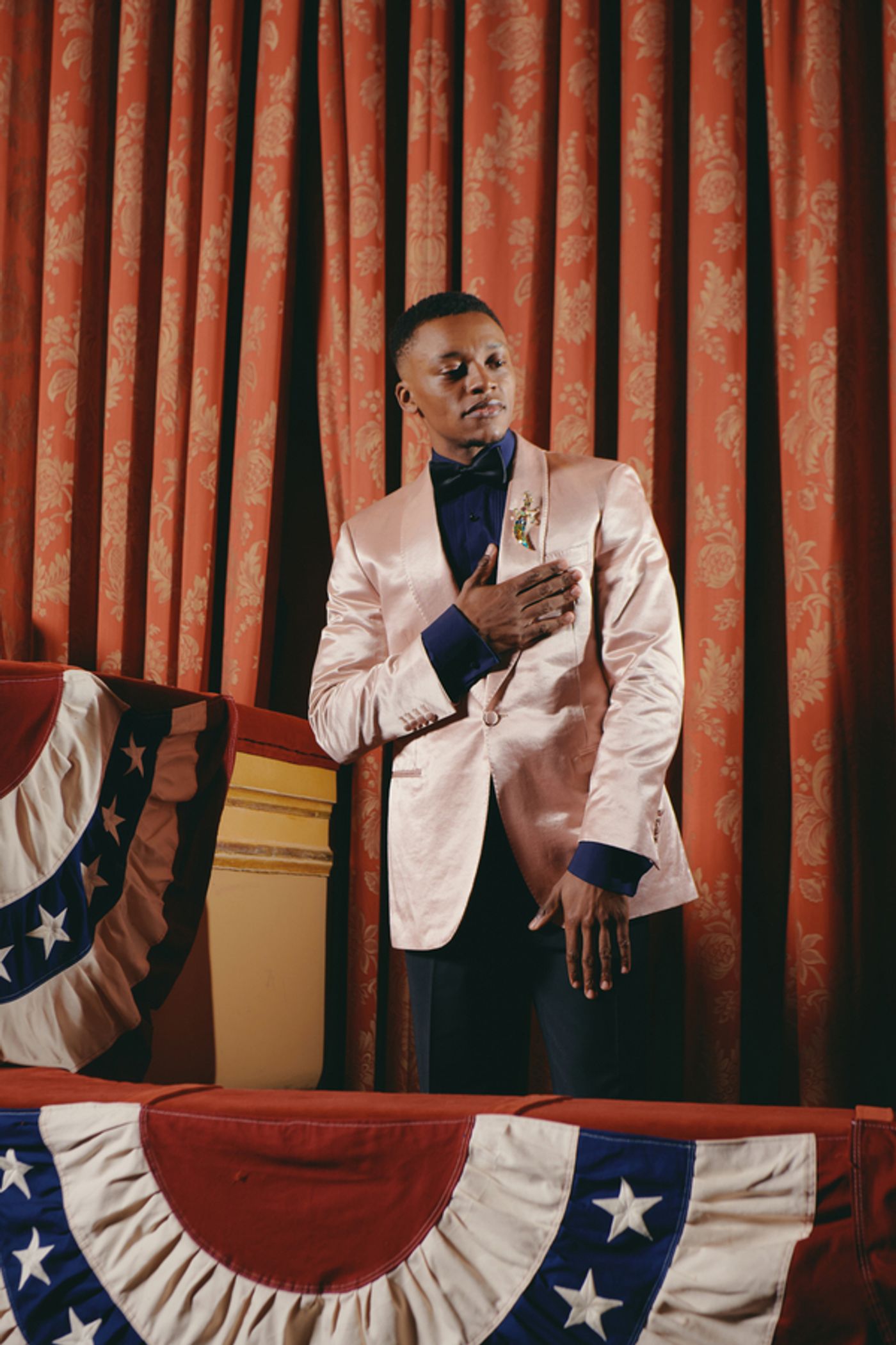 Photos: Check Out All New Portraits of the Cast of PARADE  Image