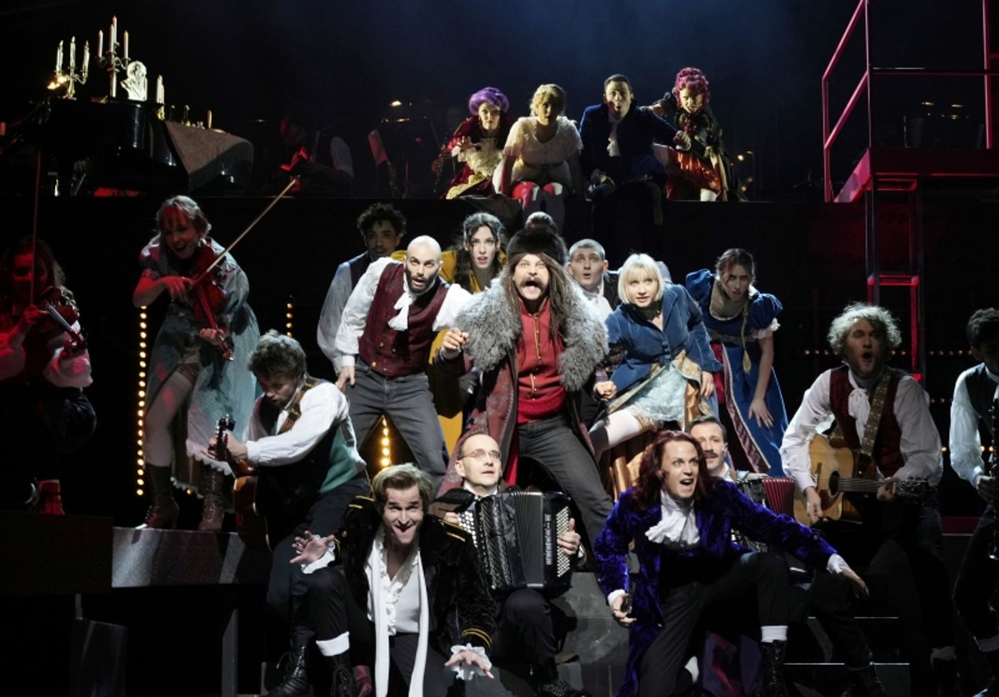 Review: NATASHA, PIERRE & THE GREAT COMET OF 1812 at LANDESTHEATER LINZ  Image