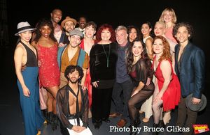 Melissa Manchester and The Cast of "Dancin'" Photo