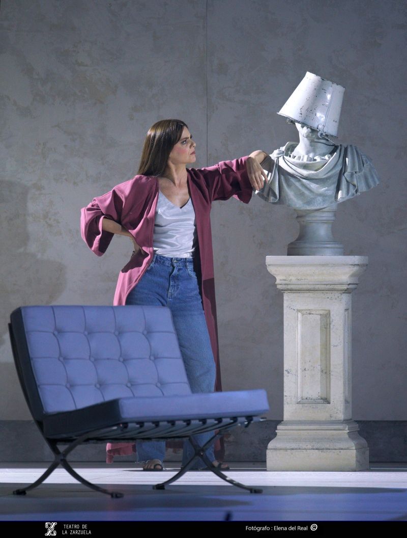 Interviews: Hablamos con Manuela Velasco y Maria Hinojosa Montenegro sobre LA VIOLACIÓN DE LUCRECIA  Image