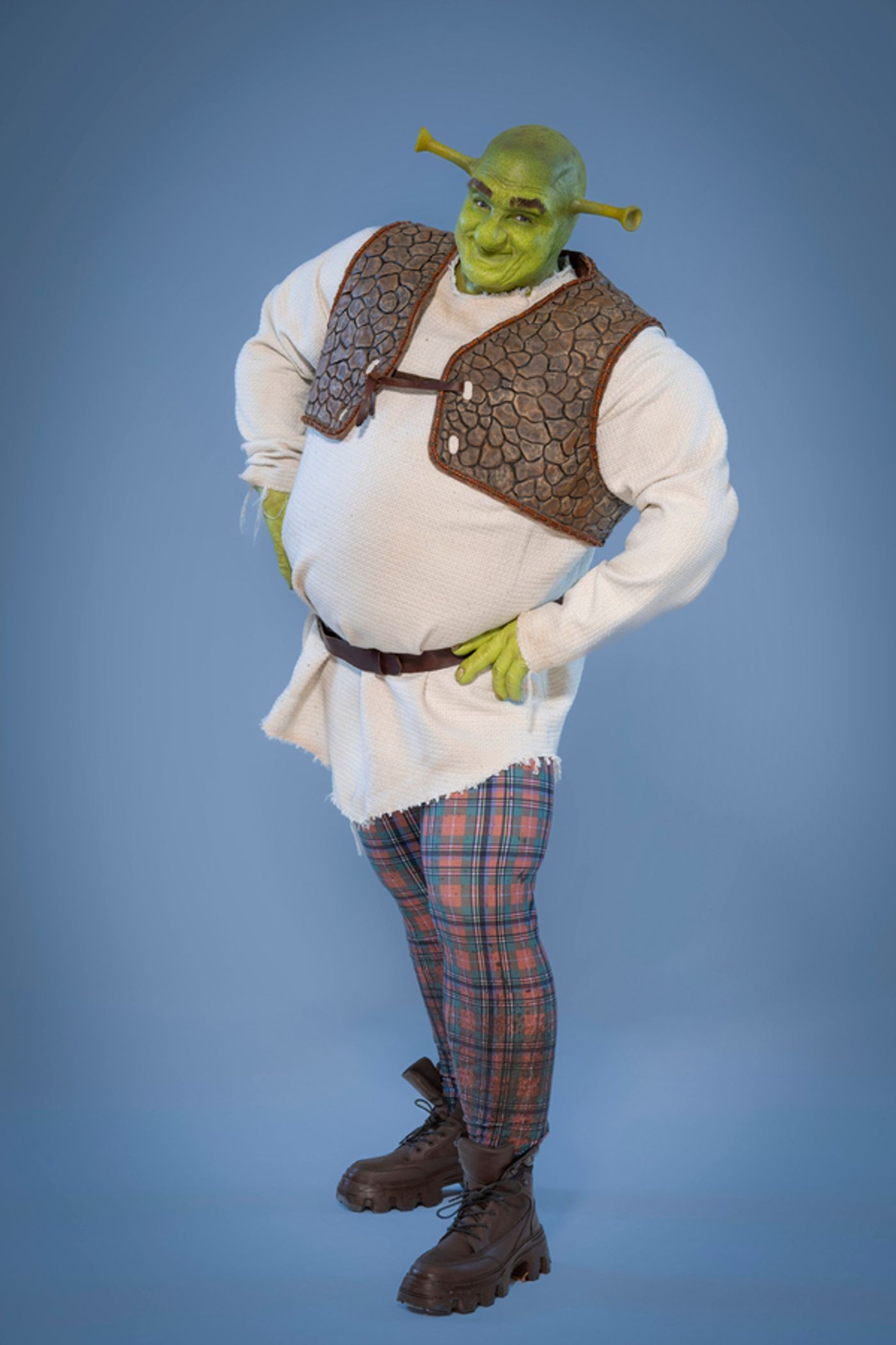 Photos: All New Portraits of the Cast of SHREK THE MUSICAL UK Tour  Image