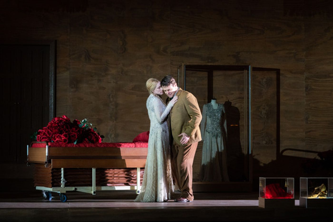 Photos: First Look At English National Opera's THE DEAD CITY (DIE TOTE STADT)  Image