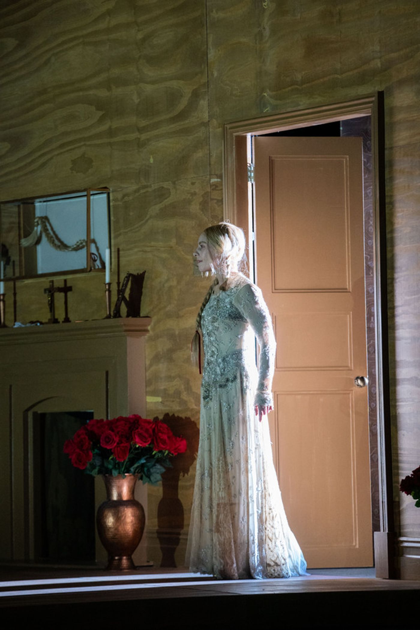 Photos: First Look At English National Opera's THE DEAD CITY (DIE TOTE STADT)  Image