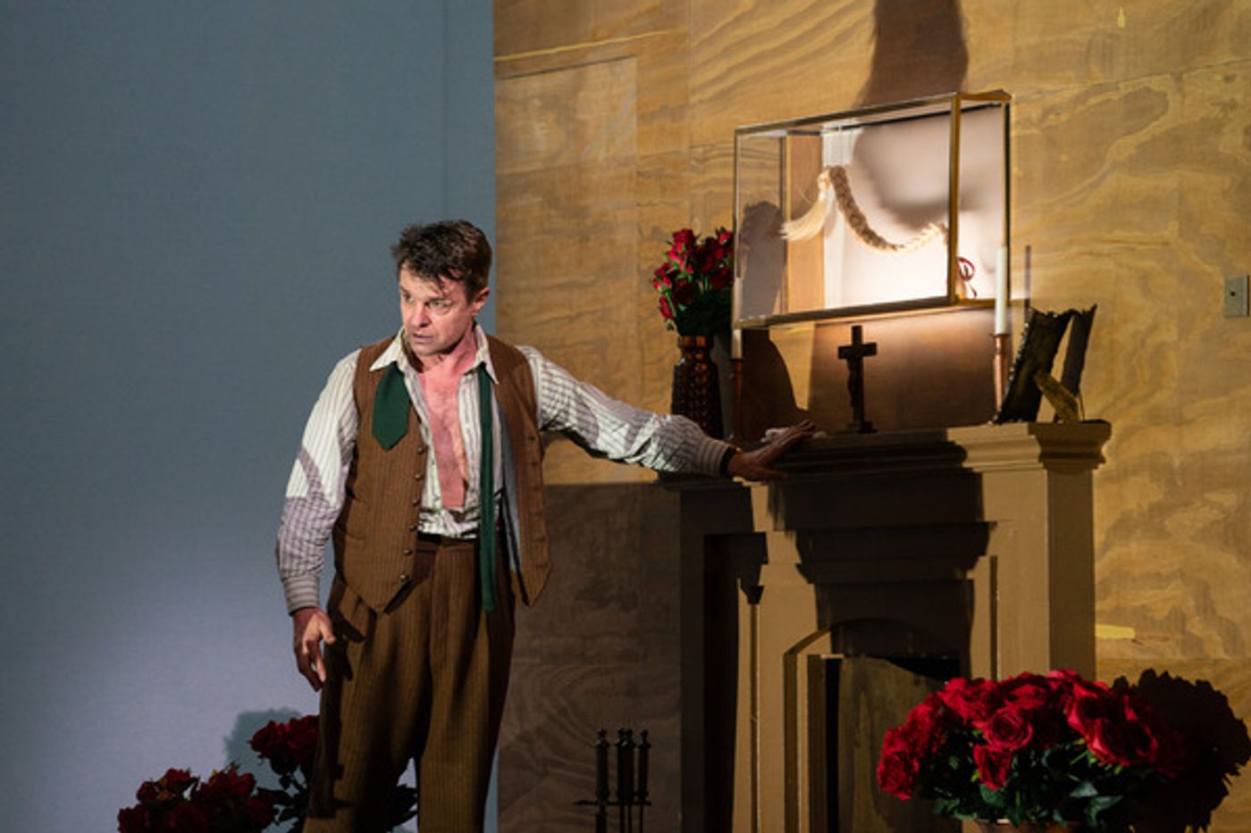 Photos: First Look At English National Opera's THE DEAD CITY (DIE TOTE STADT)  Image