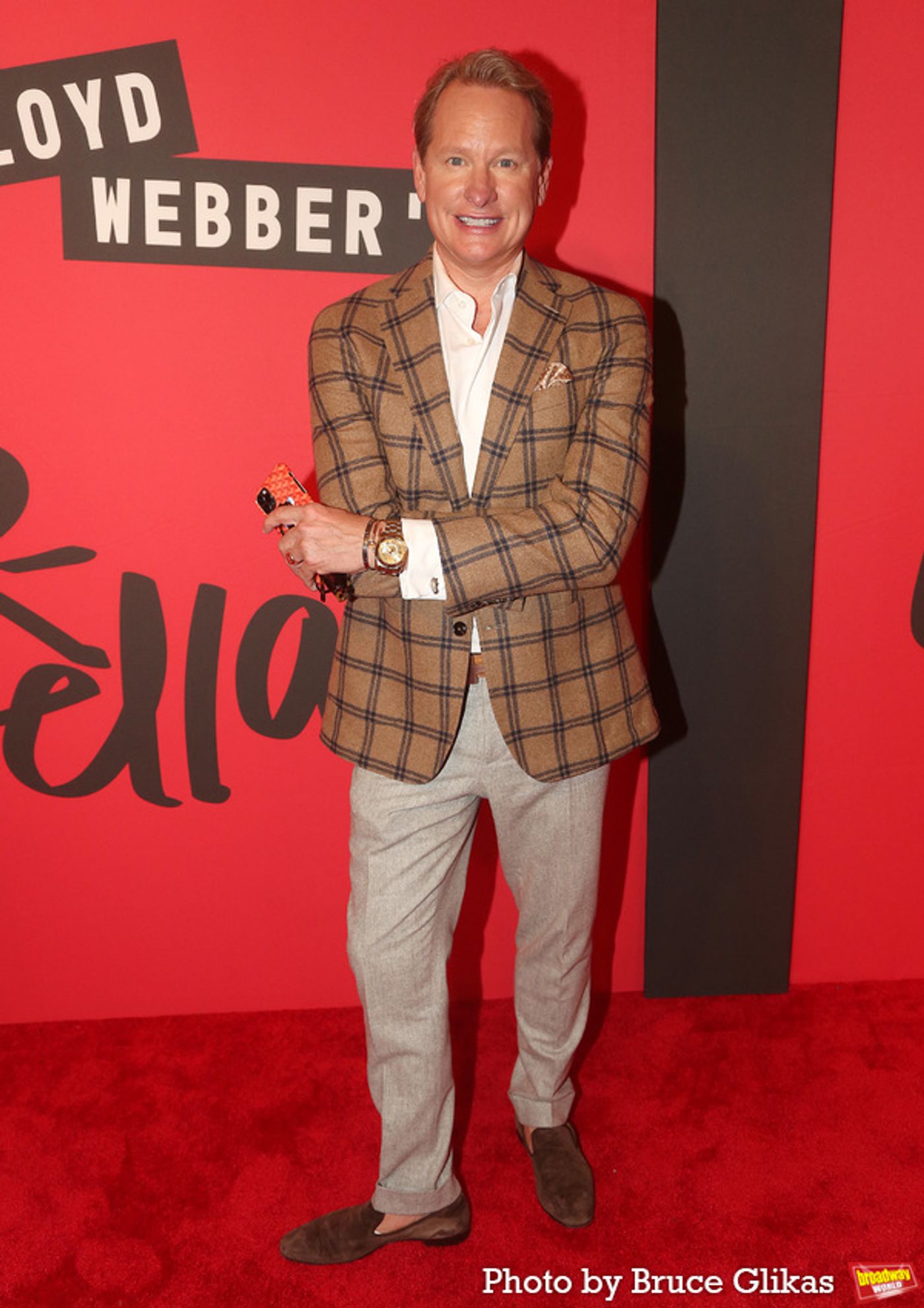 Photos: Stars Arrive on the BAD CINDERELLA Opening Night Red Carpet  Image