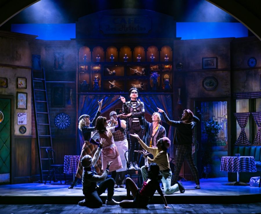 Review: DID YOU SEE WHAT WALTER PAISLEY DID TODAY? Scares Up Tons of Laughs in La Mirada Image