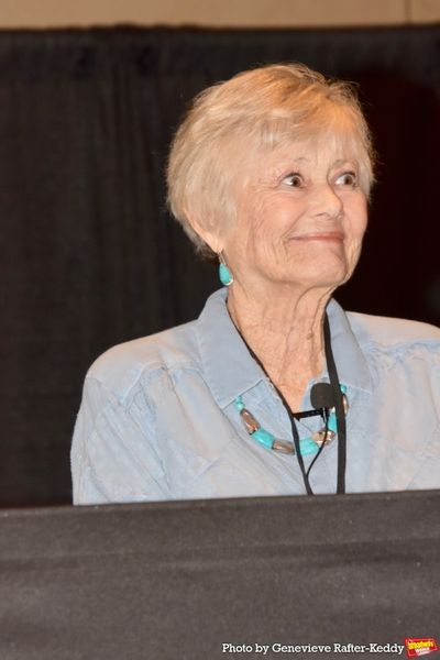 Roberta Shore Photo