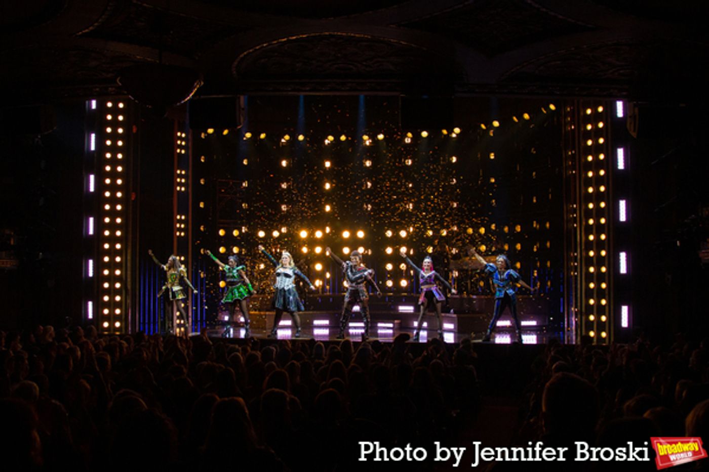Photos: SIX Celebrates 600 Performances on Broadway  Image