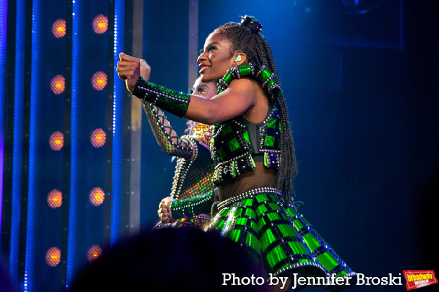 Photos: SIX Celebrates 600 Performances on Broadway  Image