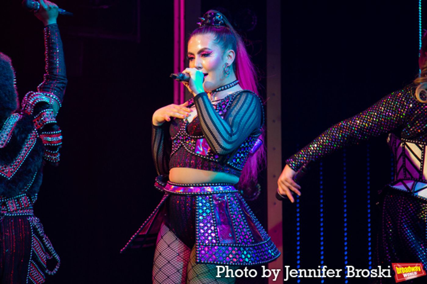 Photos: SIX Celebrates 600 Performances on Broadway  Image