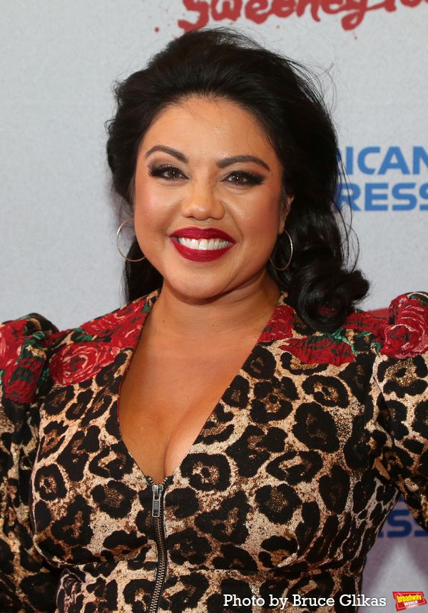 Photos: Stars Walk the Red Carpet for Opening Night of SWEENEY TODD — photo 31 of 38