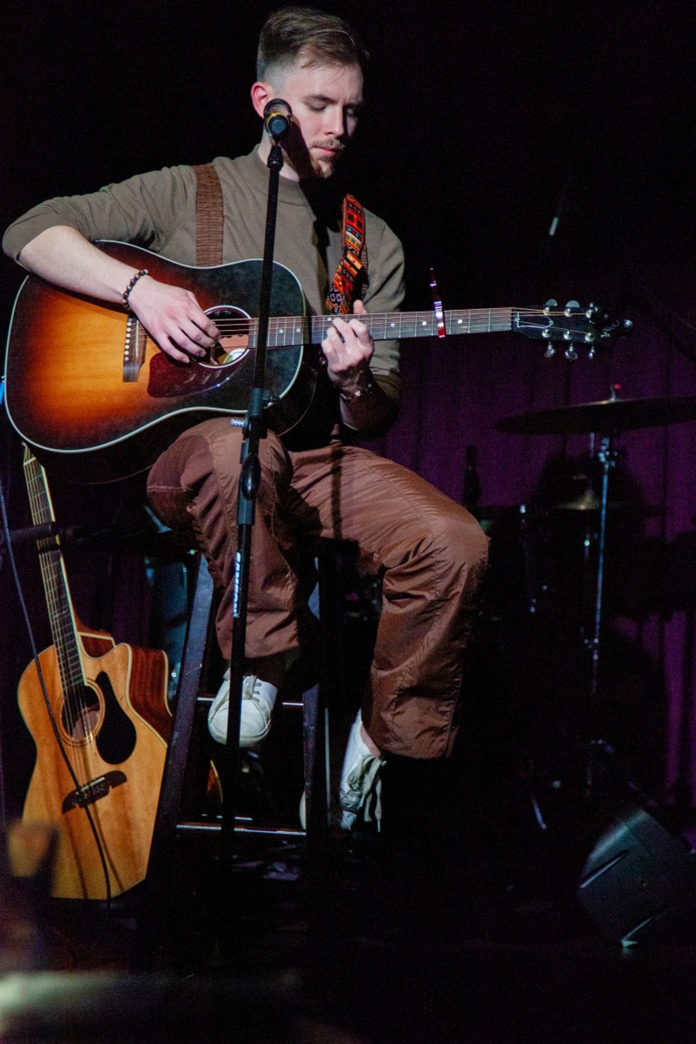 Review: With A SEASONAL PLAYLIST at The Green Room 42, Singer-Songwriter Ryan Dunn Arrives On The Scene  Image