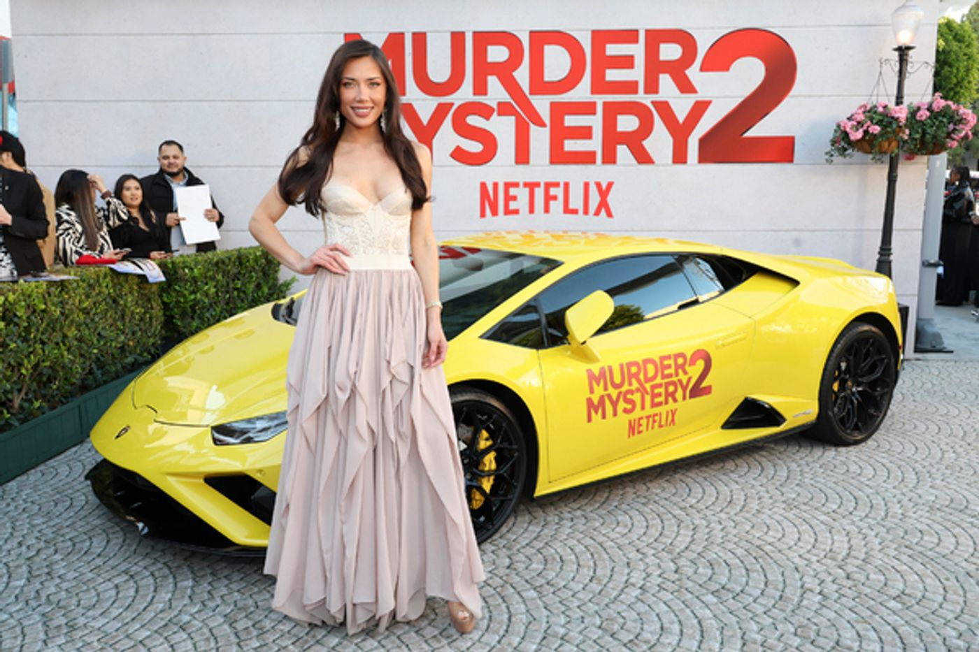 Photos: Jennifer Aniston, Adam Sandler & More Attend MURDER MYSTERY 2 Premiere  Image