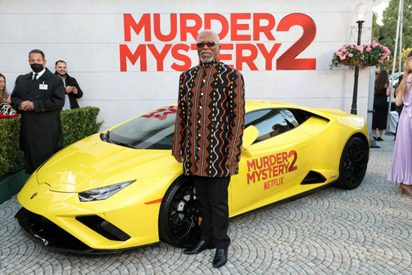 Photos: Jennifer Aniston, Adam Sandler & More Attend MURDER MYSTERY 2 Premiere  Image